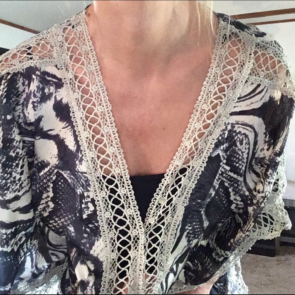 Blouse - Picture 7 of 7